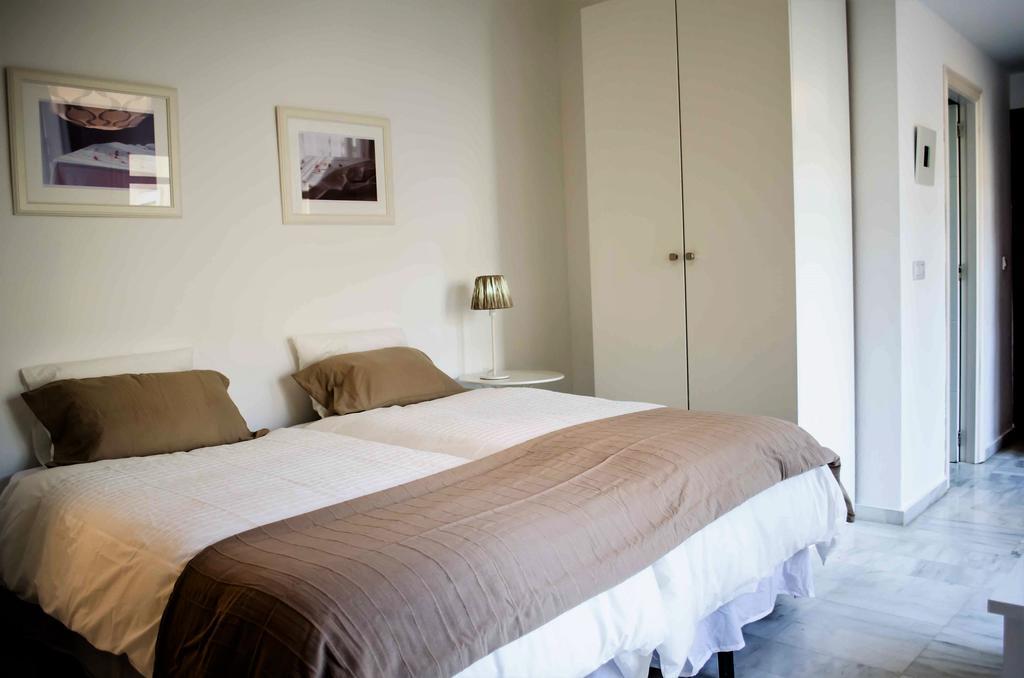 Apartamento Blanco Calle Pureza * Seville